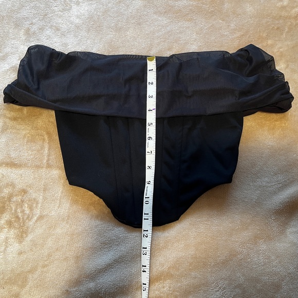 Windsor Picture Perfect Off The Shoulder Bustier - Picture 5 of 8